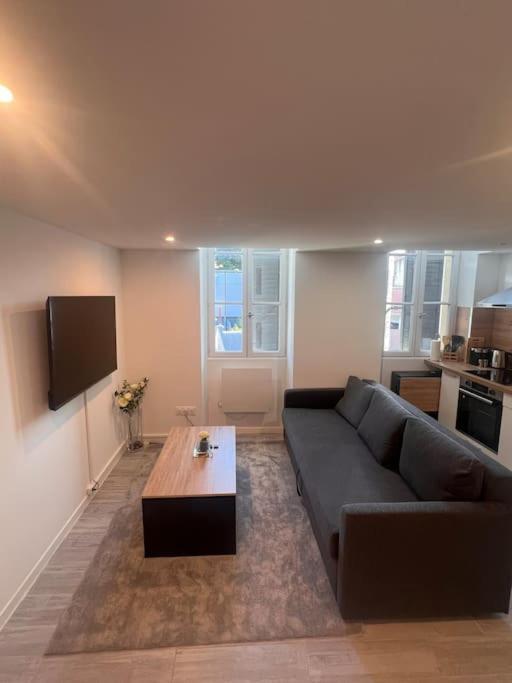 T2 Neuf Et Moderne Climatiser Avec Netflix Amazon Marseille Exterior photo